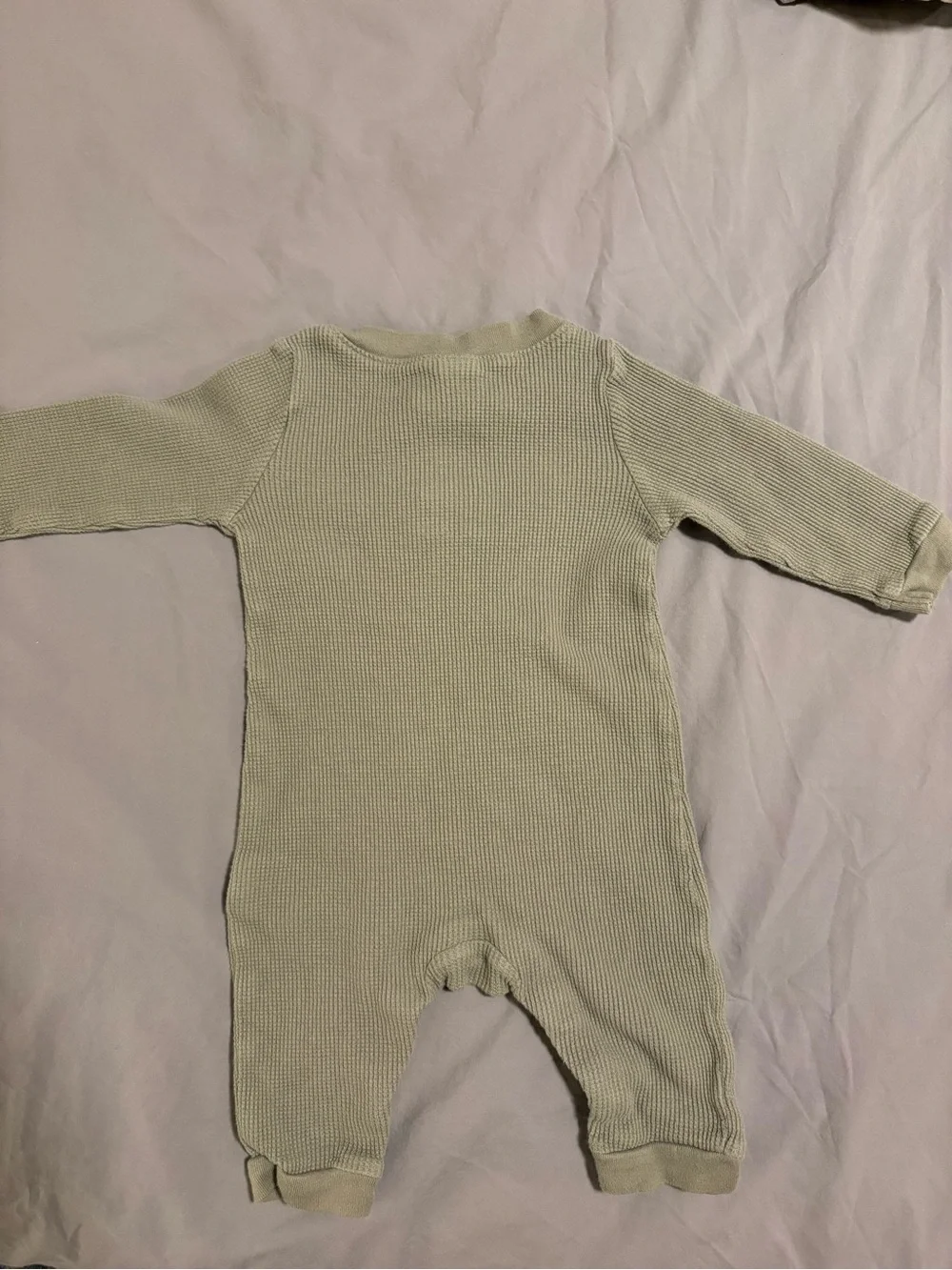 Old Navy 3-6M Waffle-Knit Long-Sleeve One-Piece Romper in Sage Green